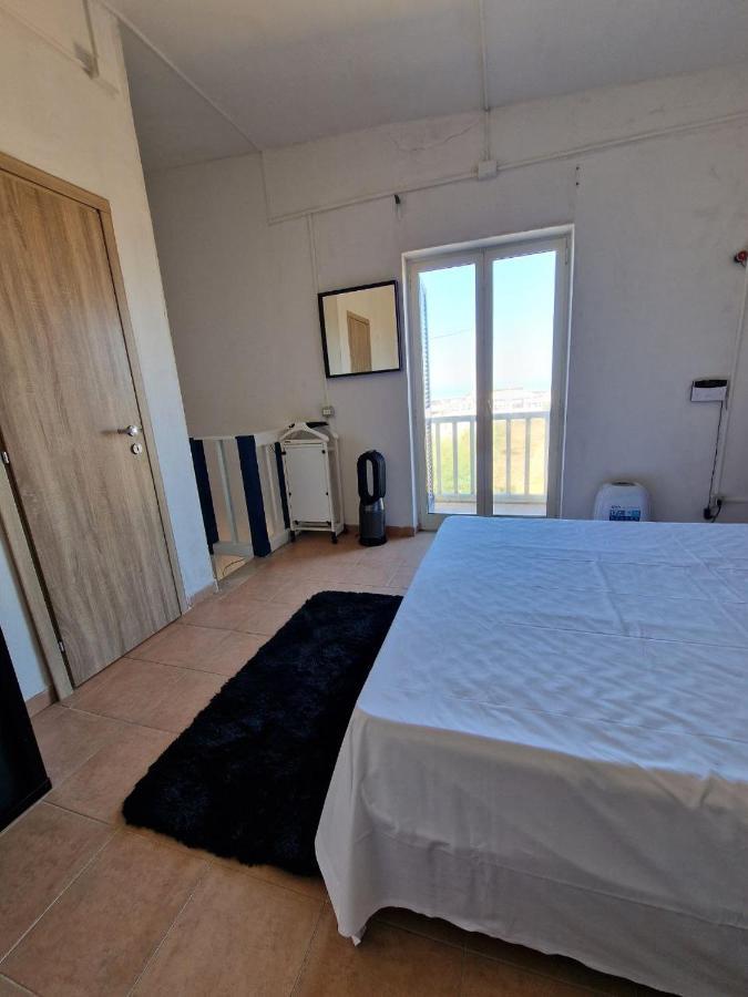 Beach Suites - By Lido Scalzone カステル・ヴォルトゥルノ エクステリア 写真